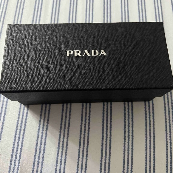 Prada Men's Black Sunglasses Case - Picture 1 of 2